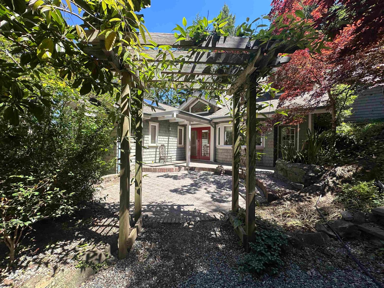 Listing Image 6