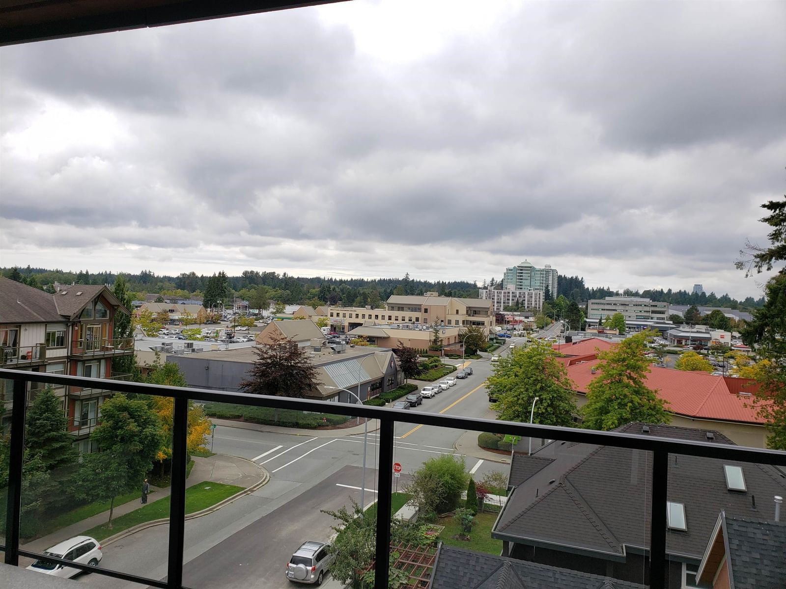 Listing Image 10