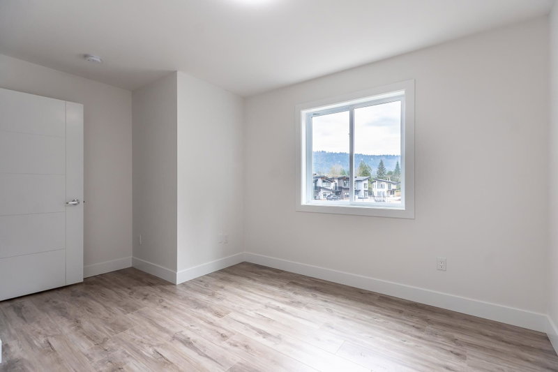 23 - 750 Hot Springs Road