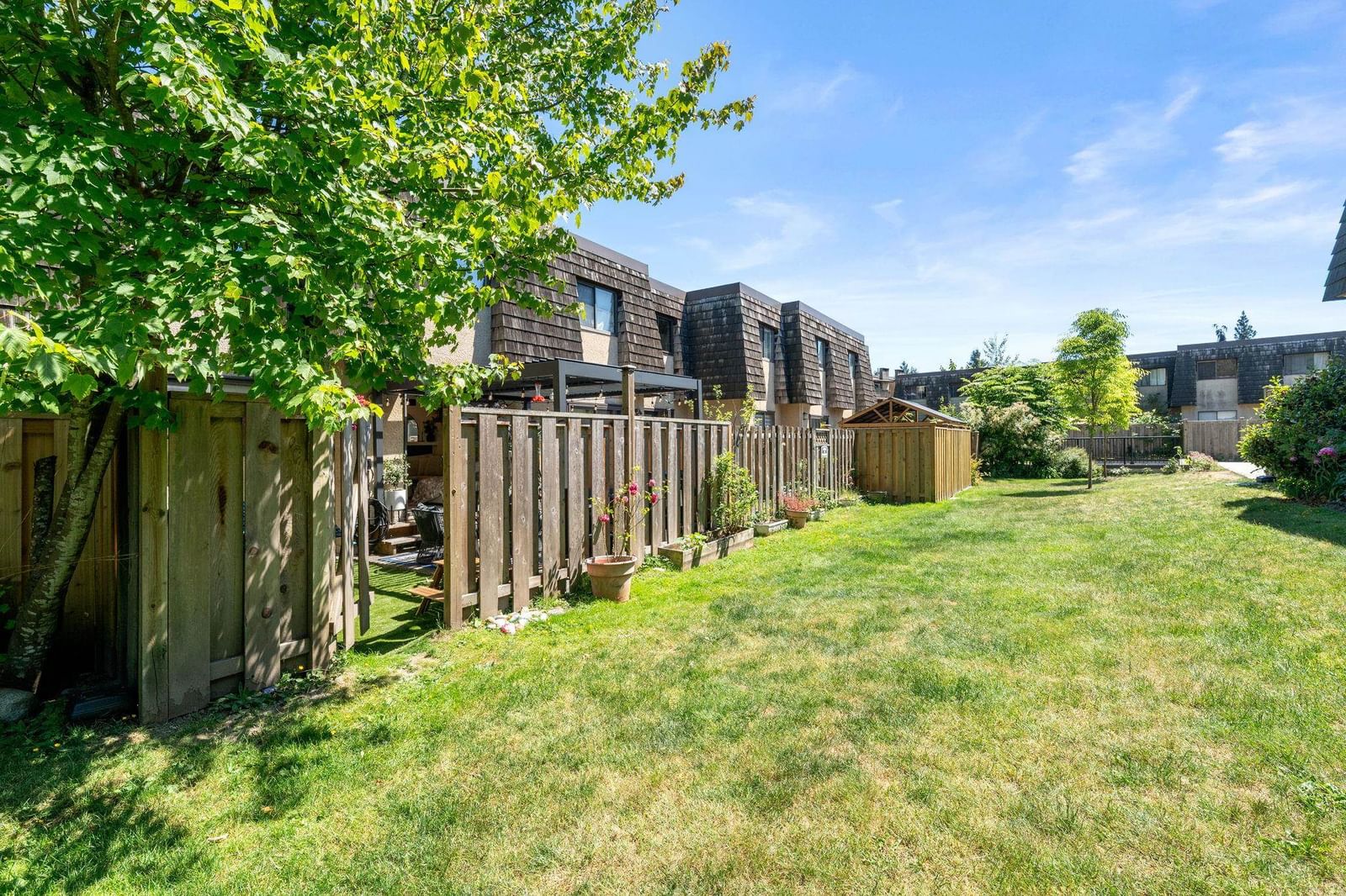 Listing Image 17