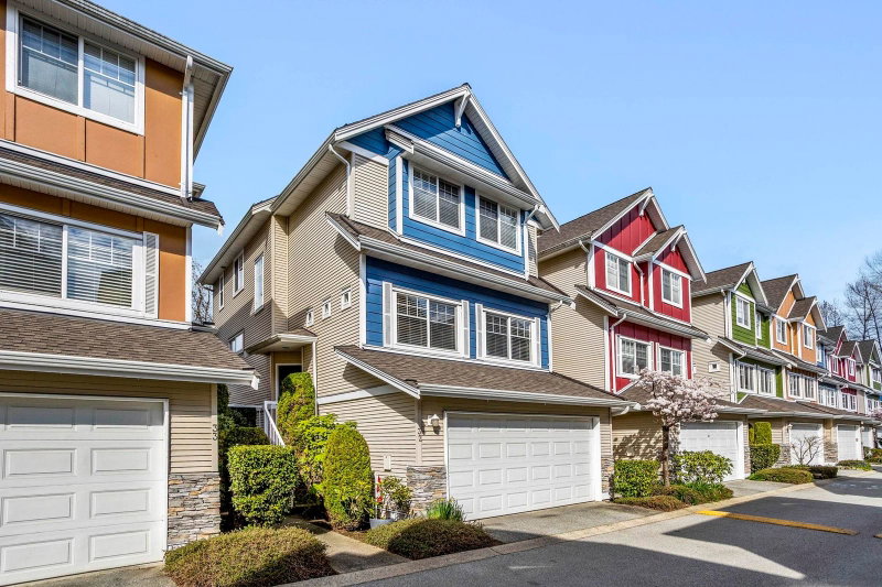32 - 1108 Riverside Close