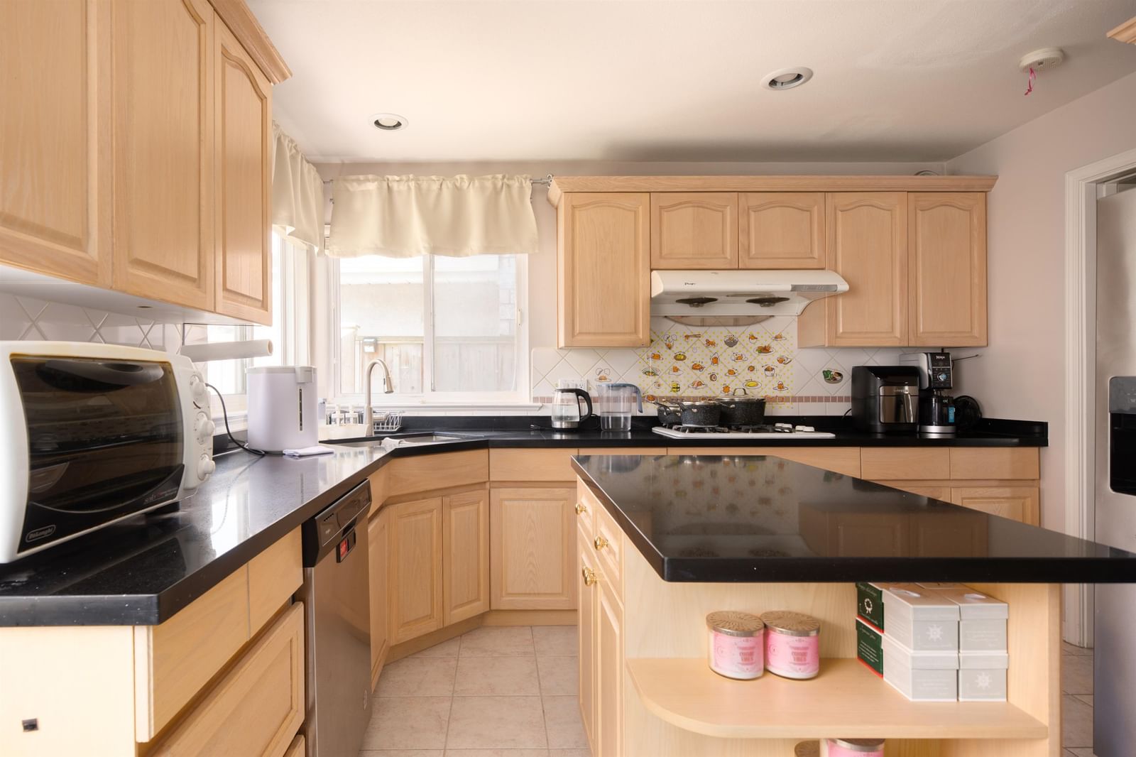 Listing Image 18