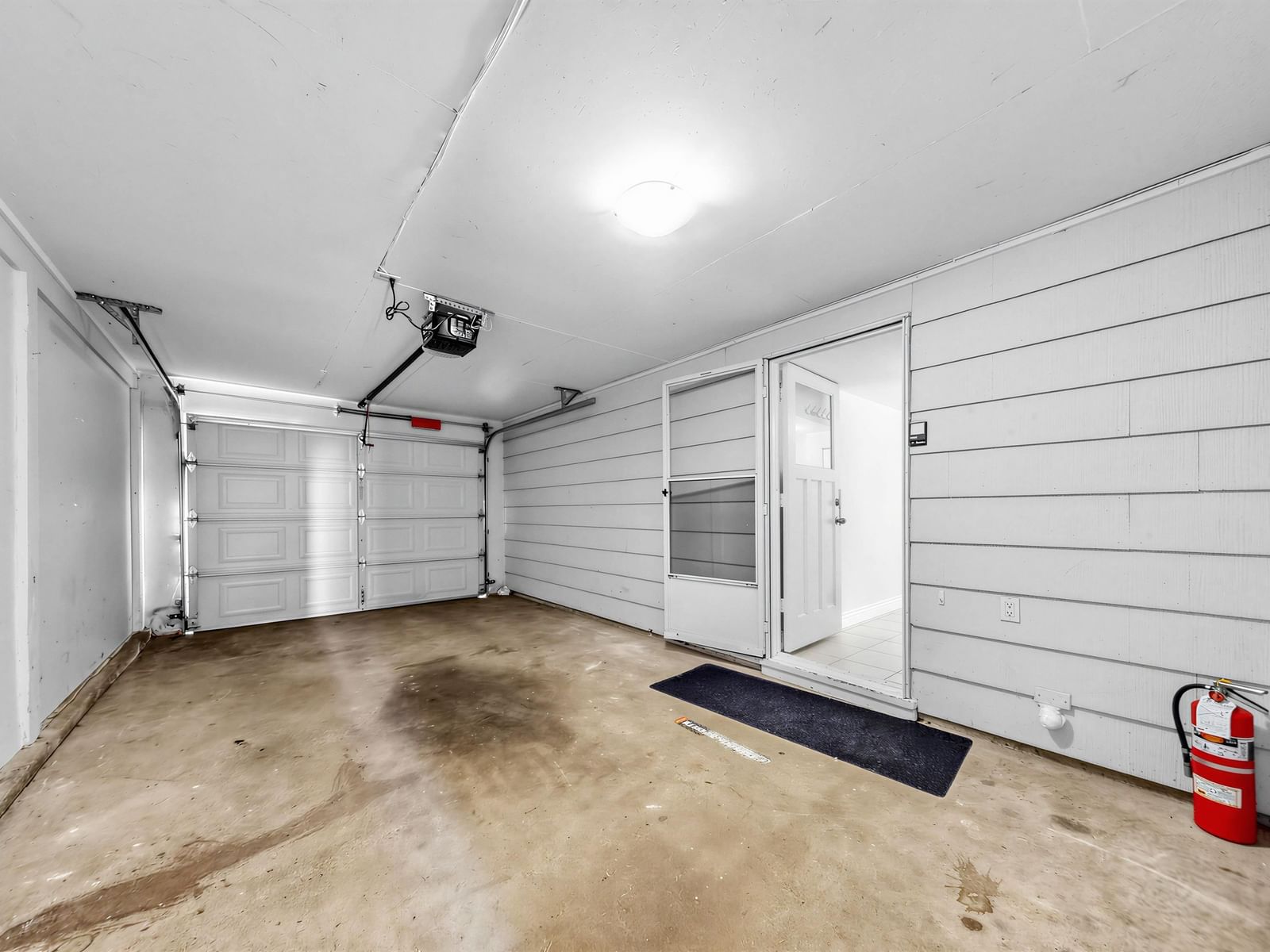 Listing Image 24