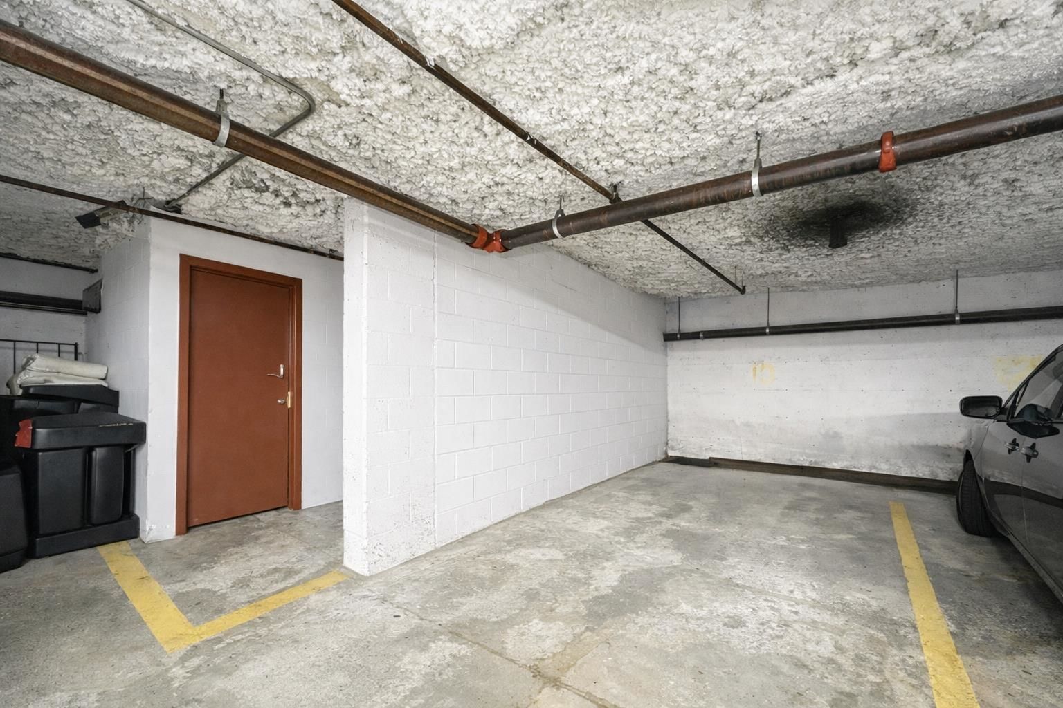 Listing Image 25