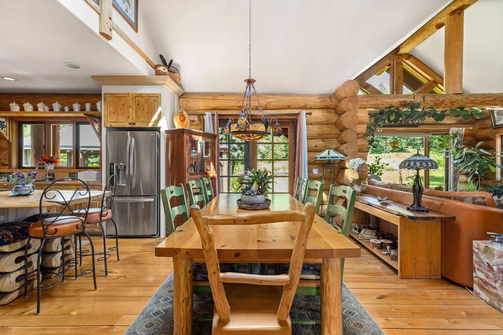 Listing Image 10