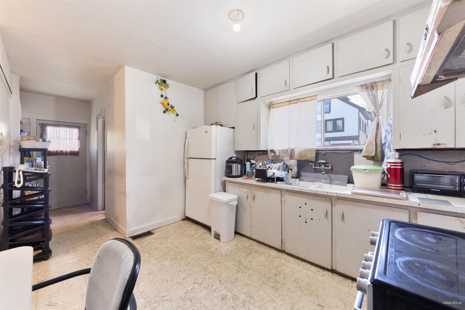 Listing Image 14