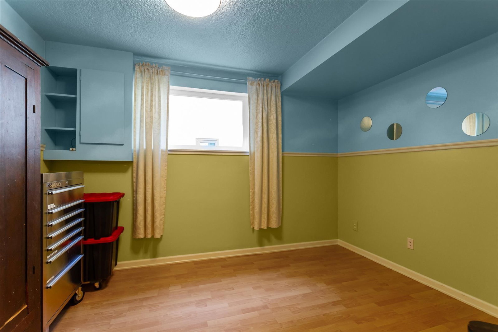 Listing Image 18