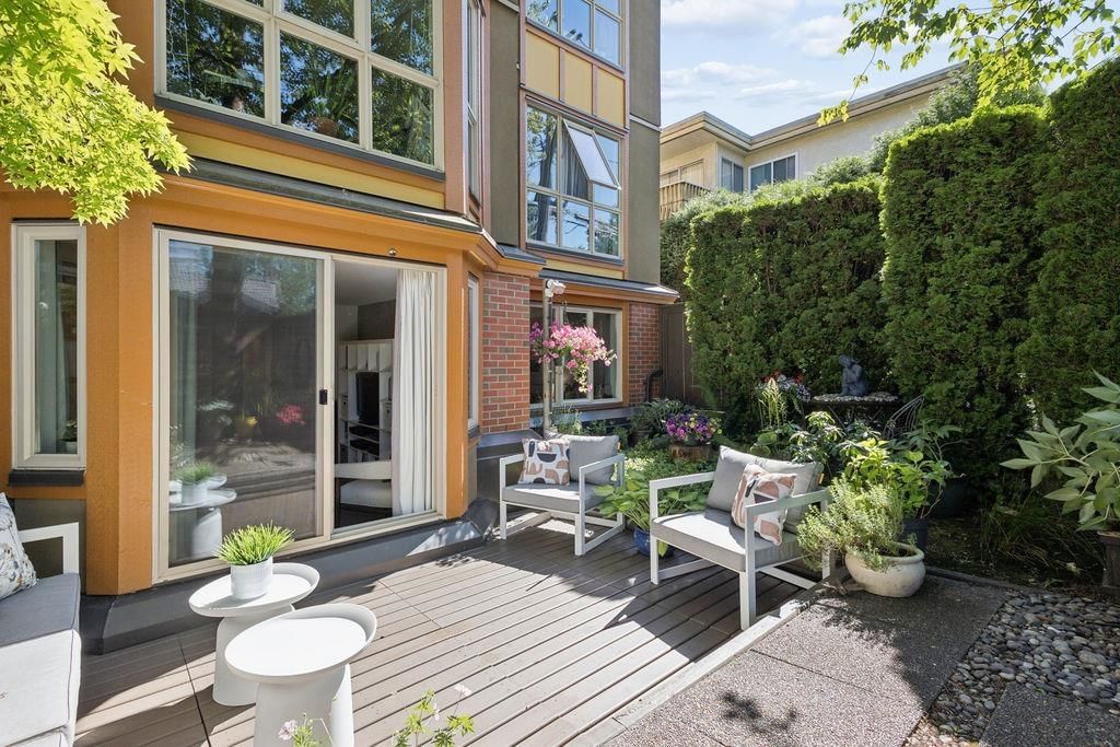 Listing Image 11