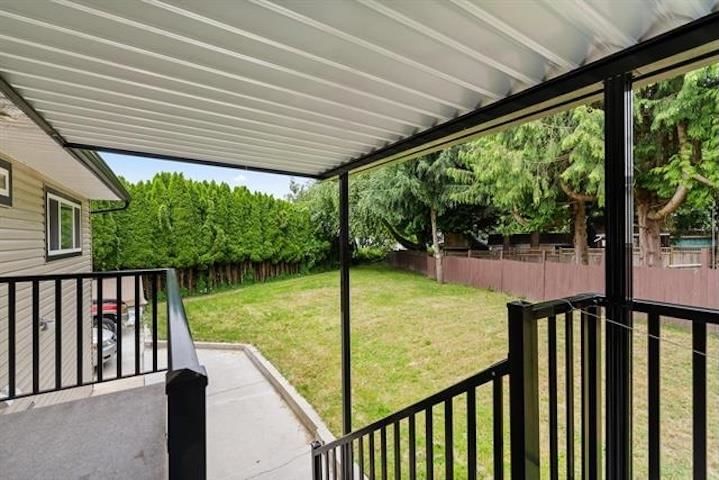 Listing Image 12