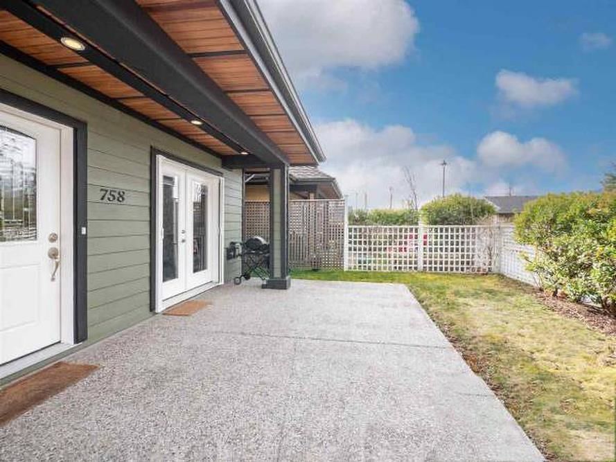 Listing Image 16