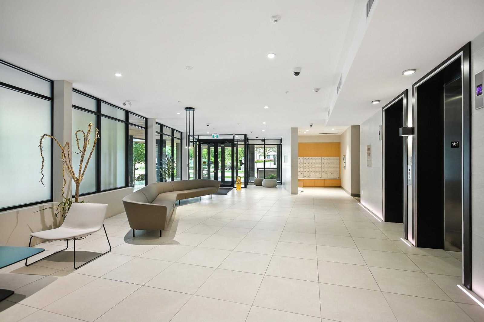 Listing Image 3