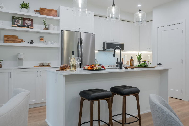 2 Bedroom - 46195 Thomas Road