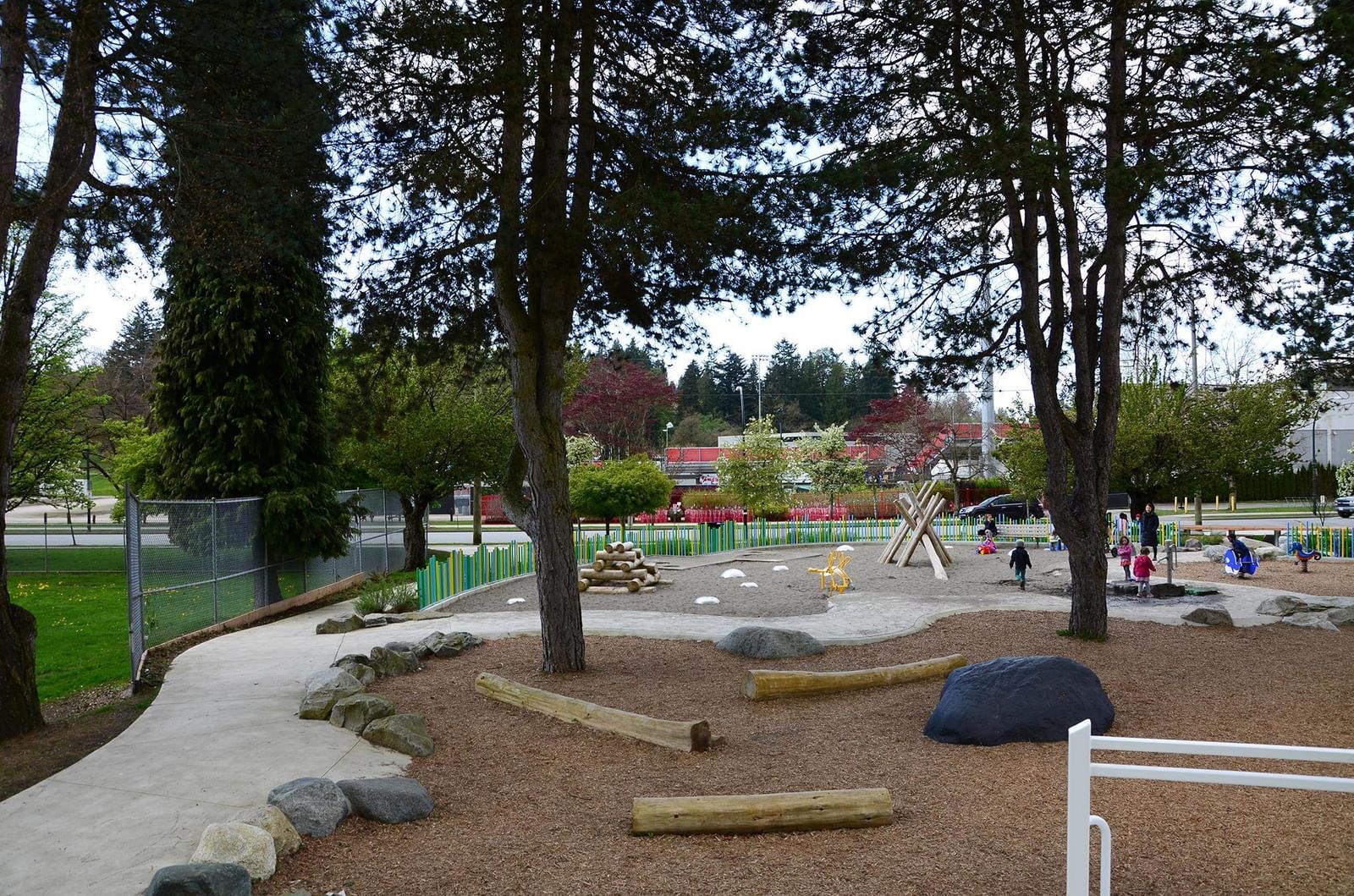 Listing Image 12