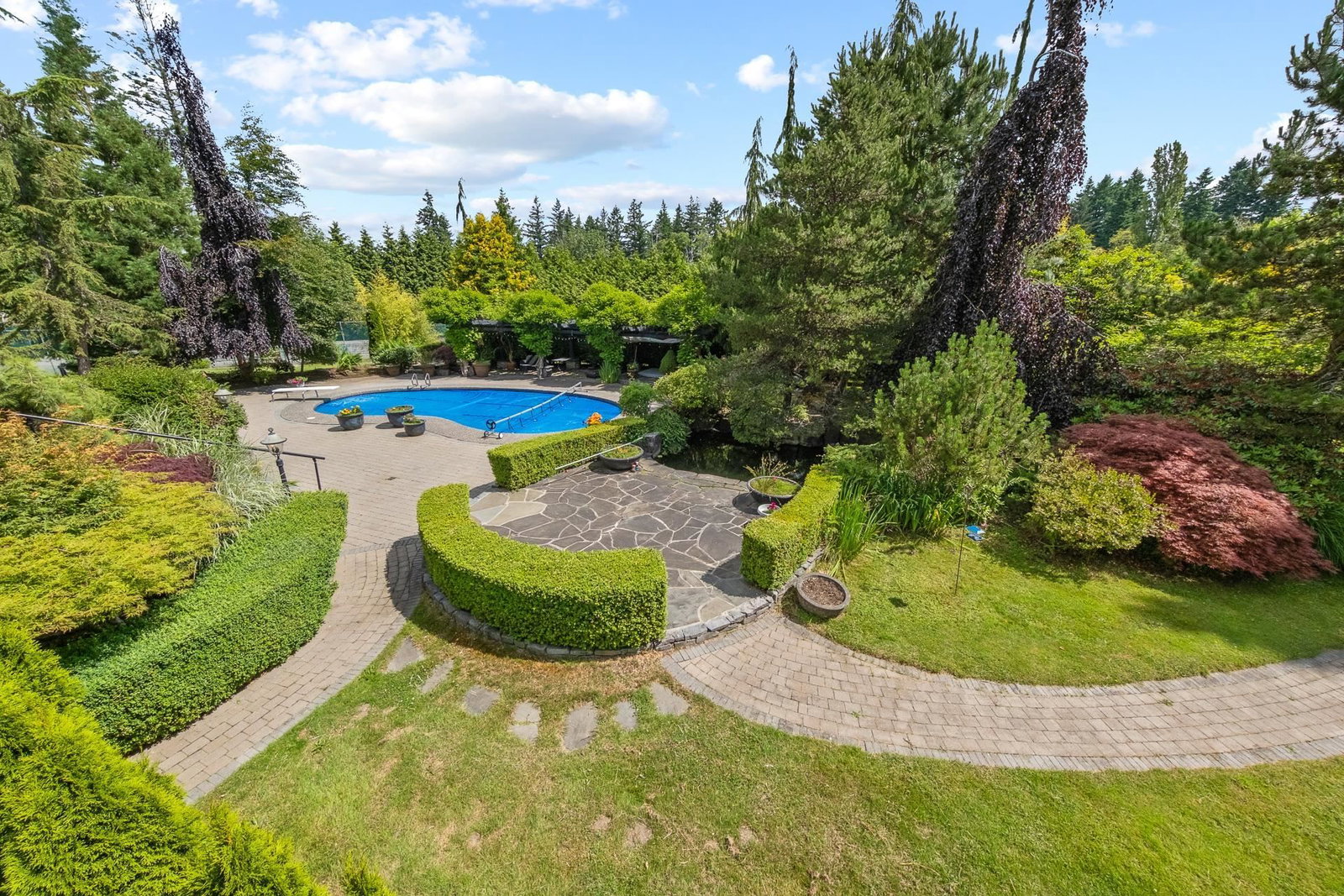 Listing Image 9