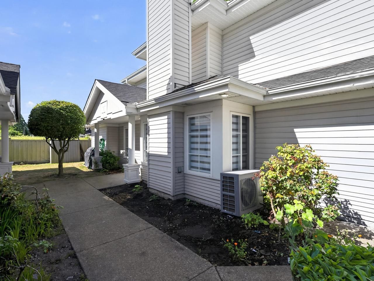 Listing Image 28