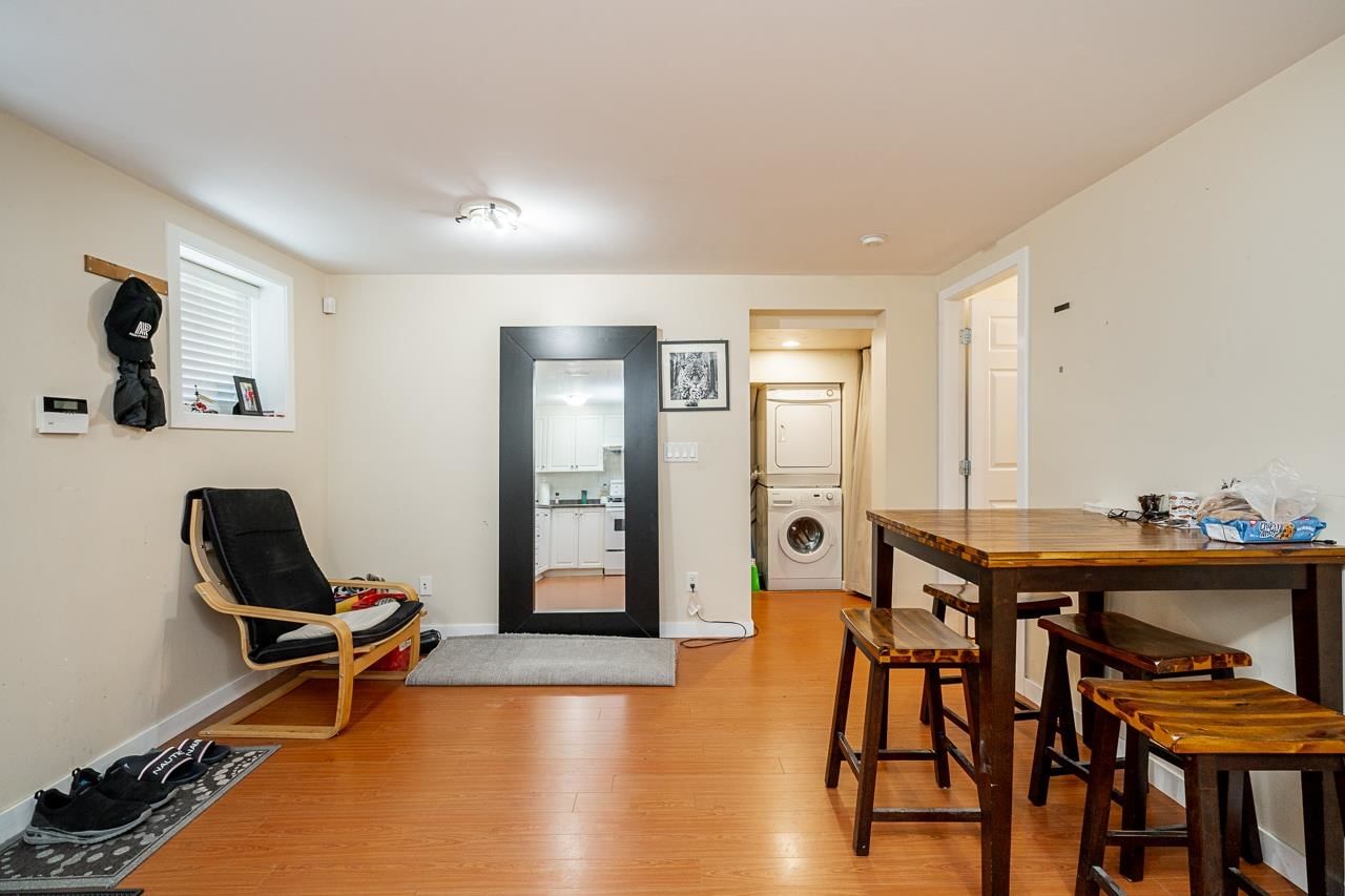 Listing Image 18