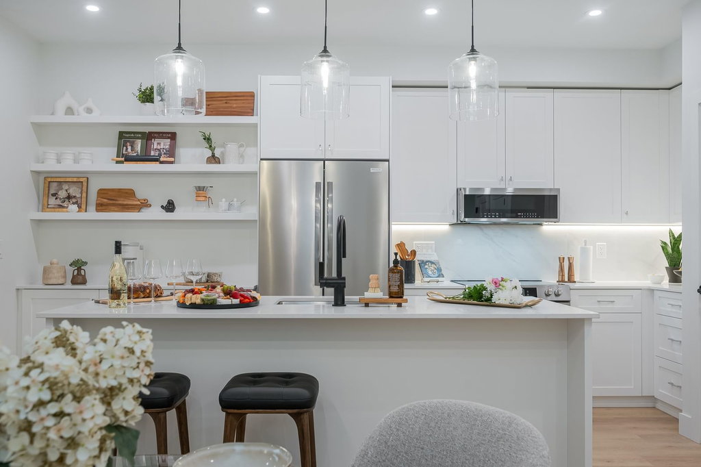 2.5 Bed Terrace - 46195 Thomas Road 2