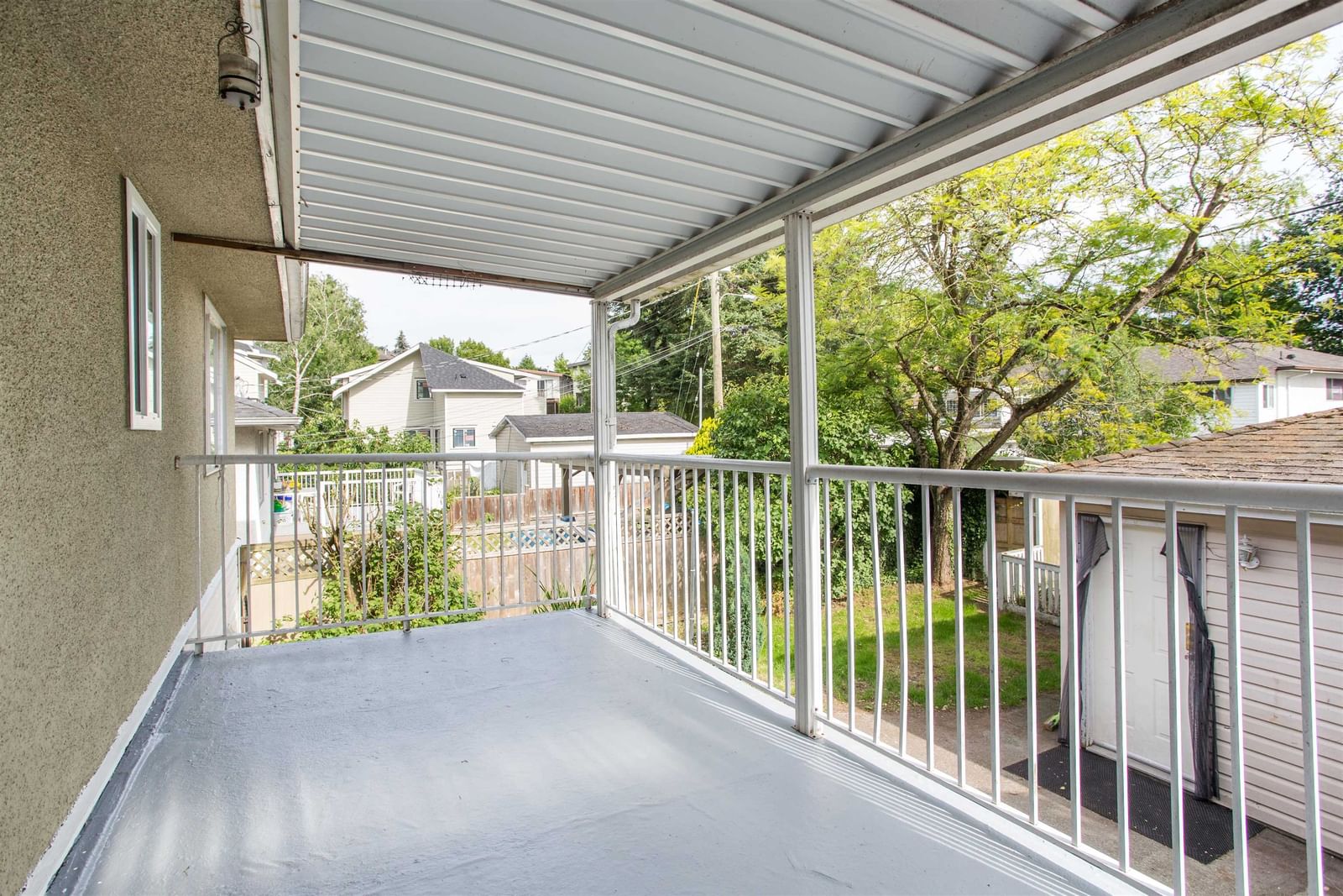Listing Image 16