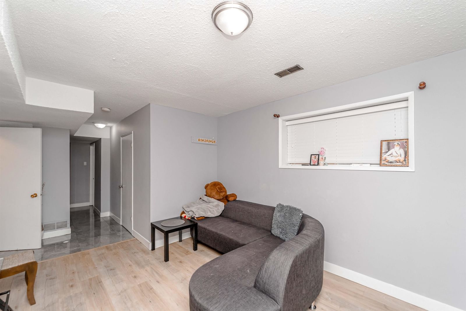 Listing Image 34