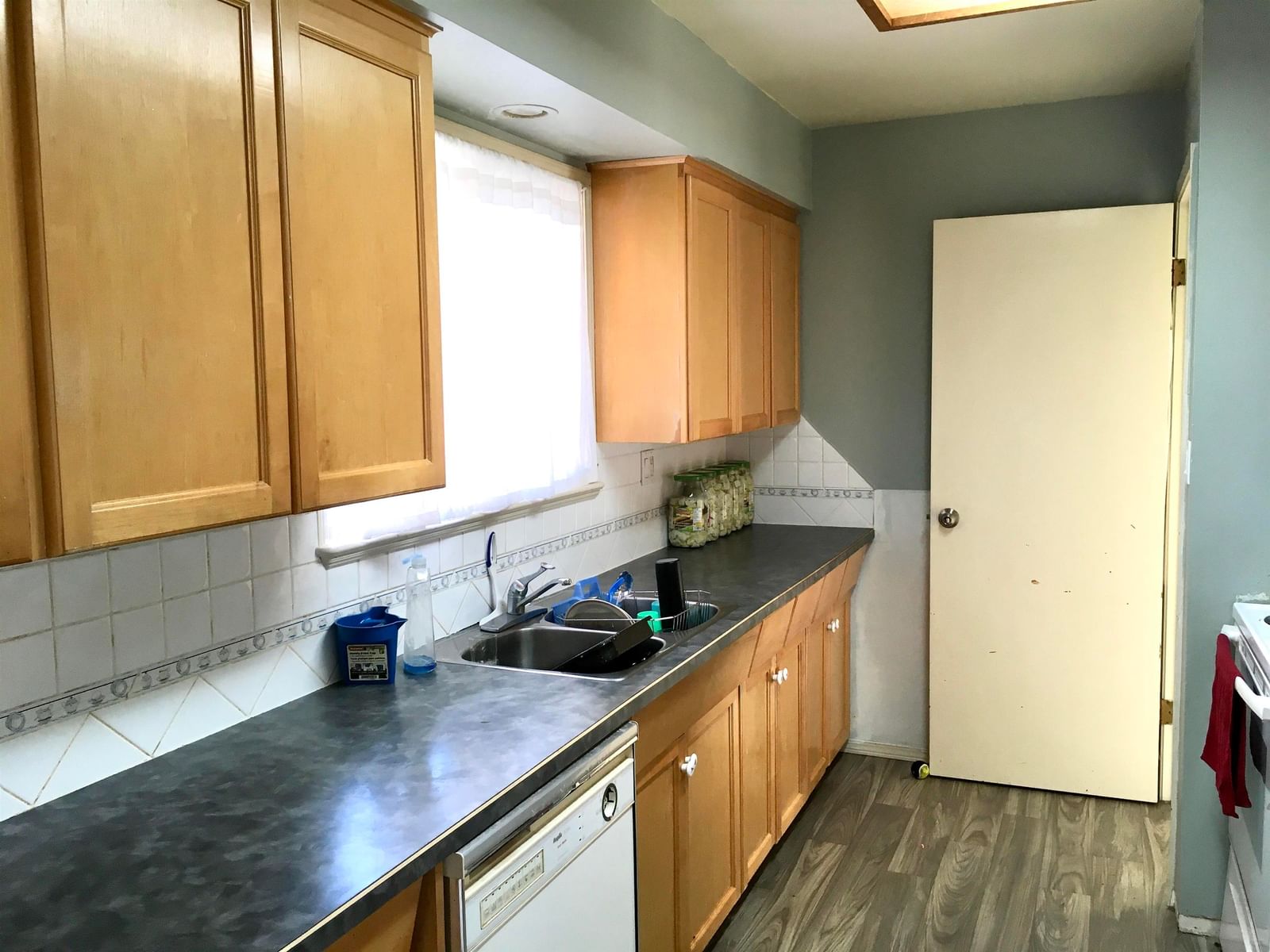 Listing Image 20