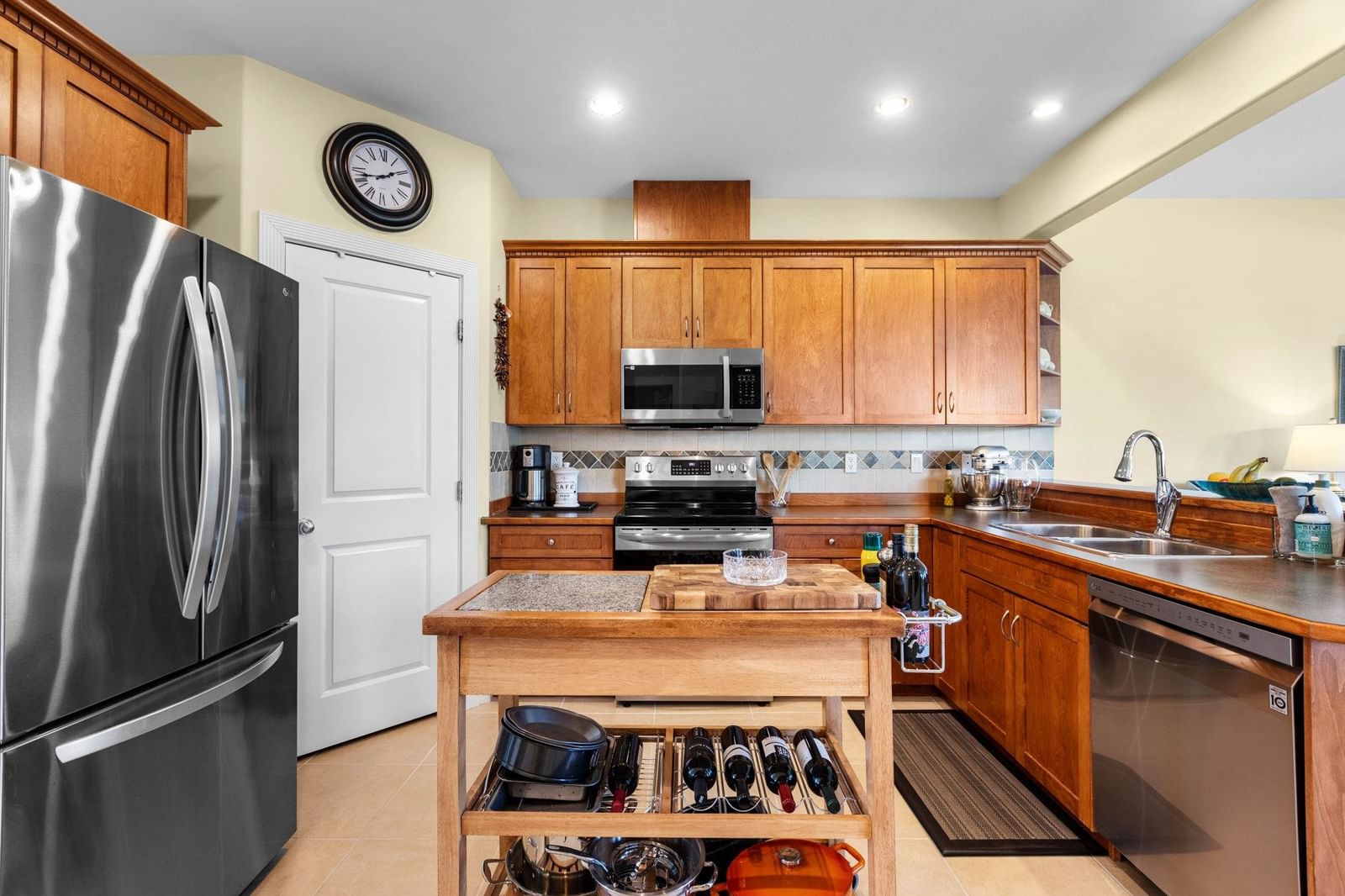 Listing Image 13