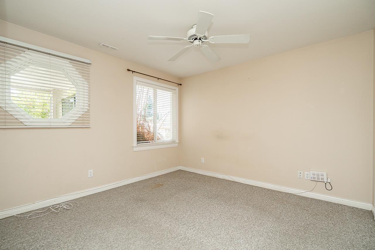 Listing Image 29