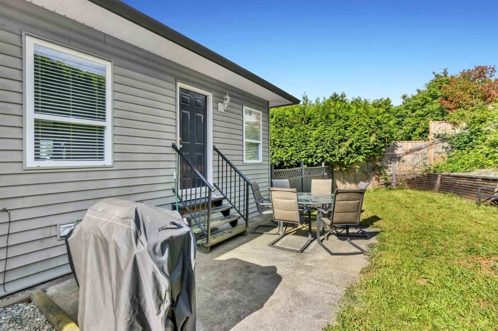 Listing Image 29