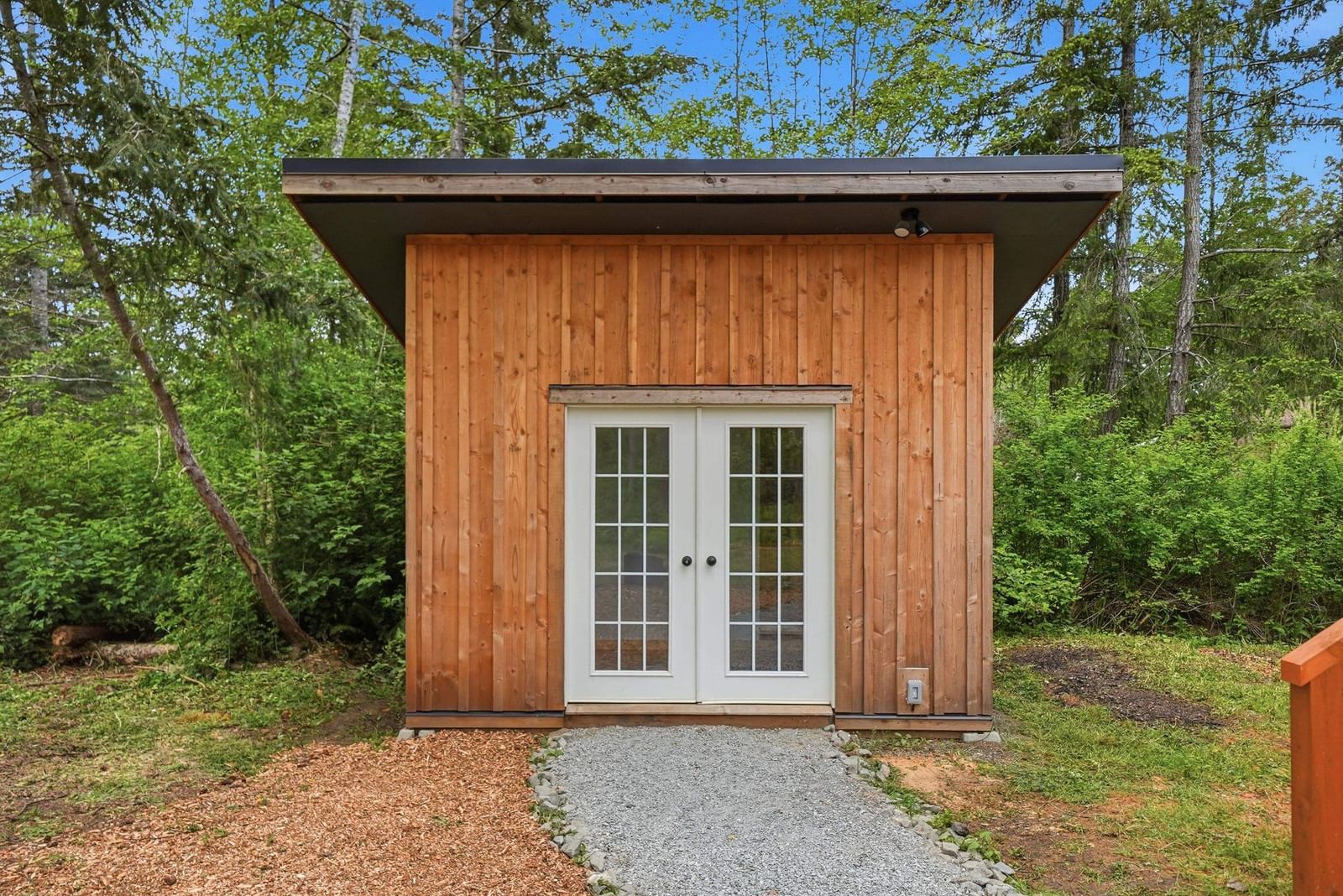 Listing Image 25