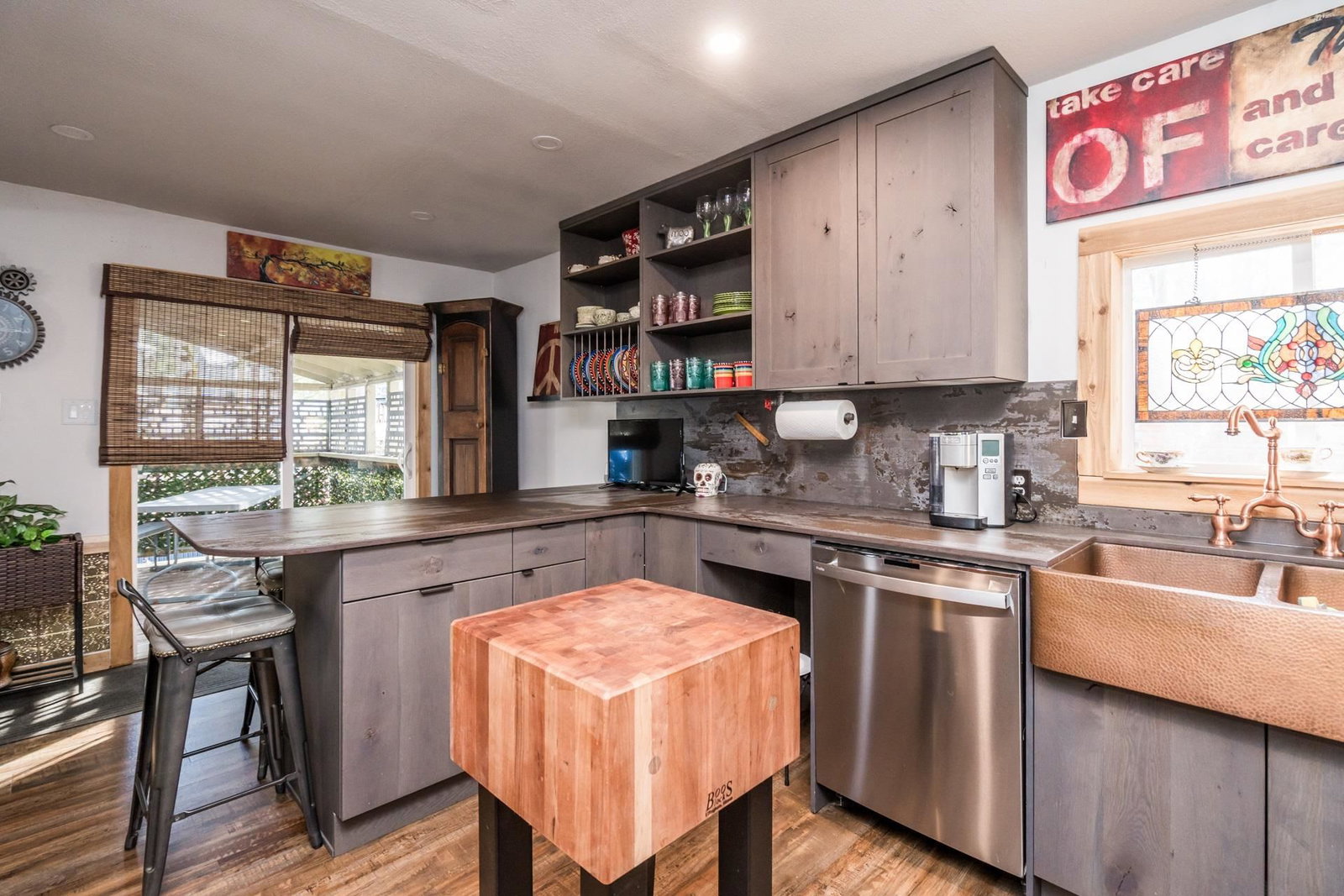 Listing Image 13