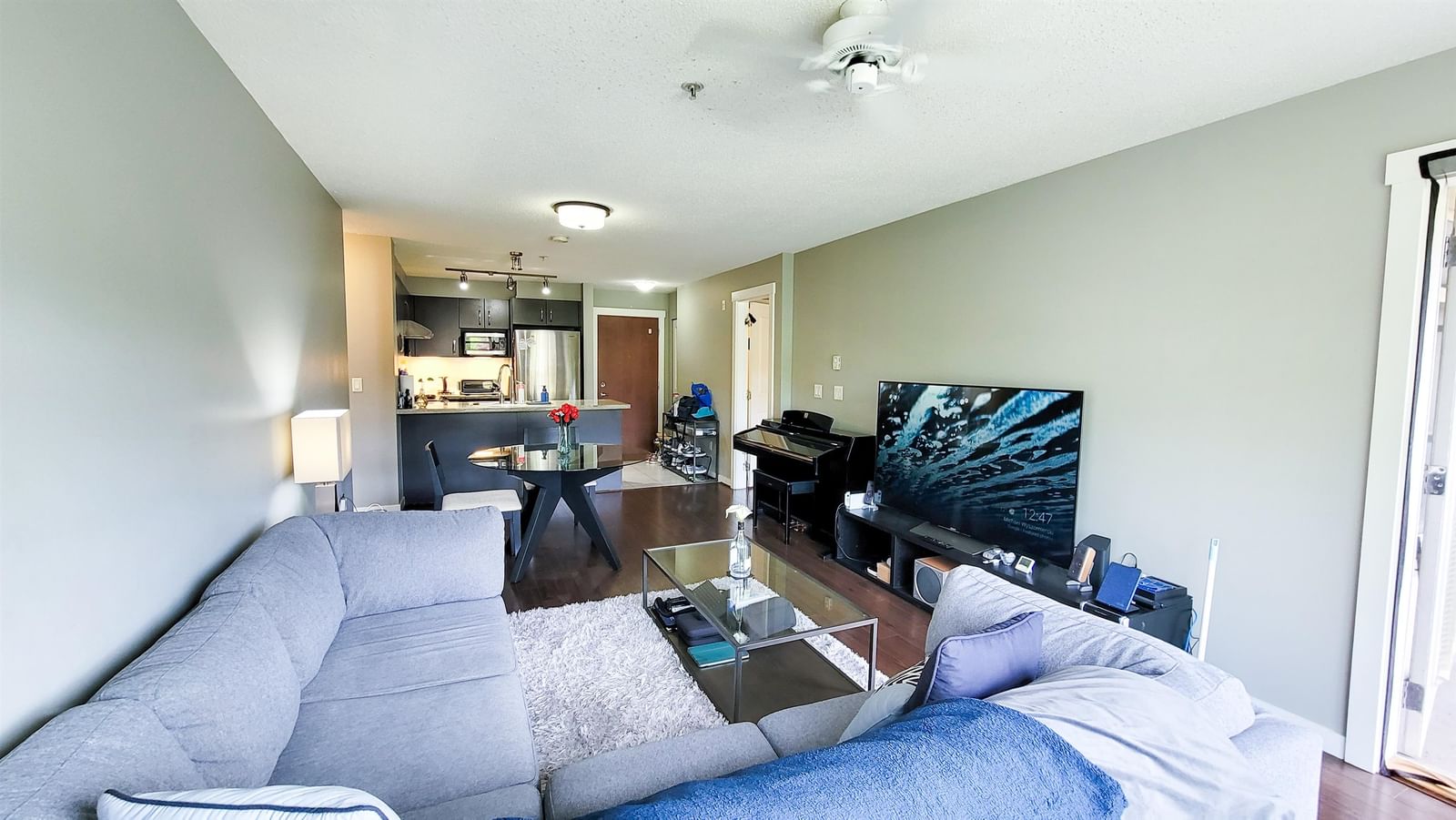 Listing Image 6