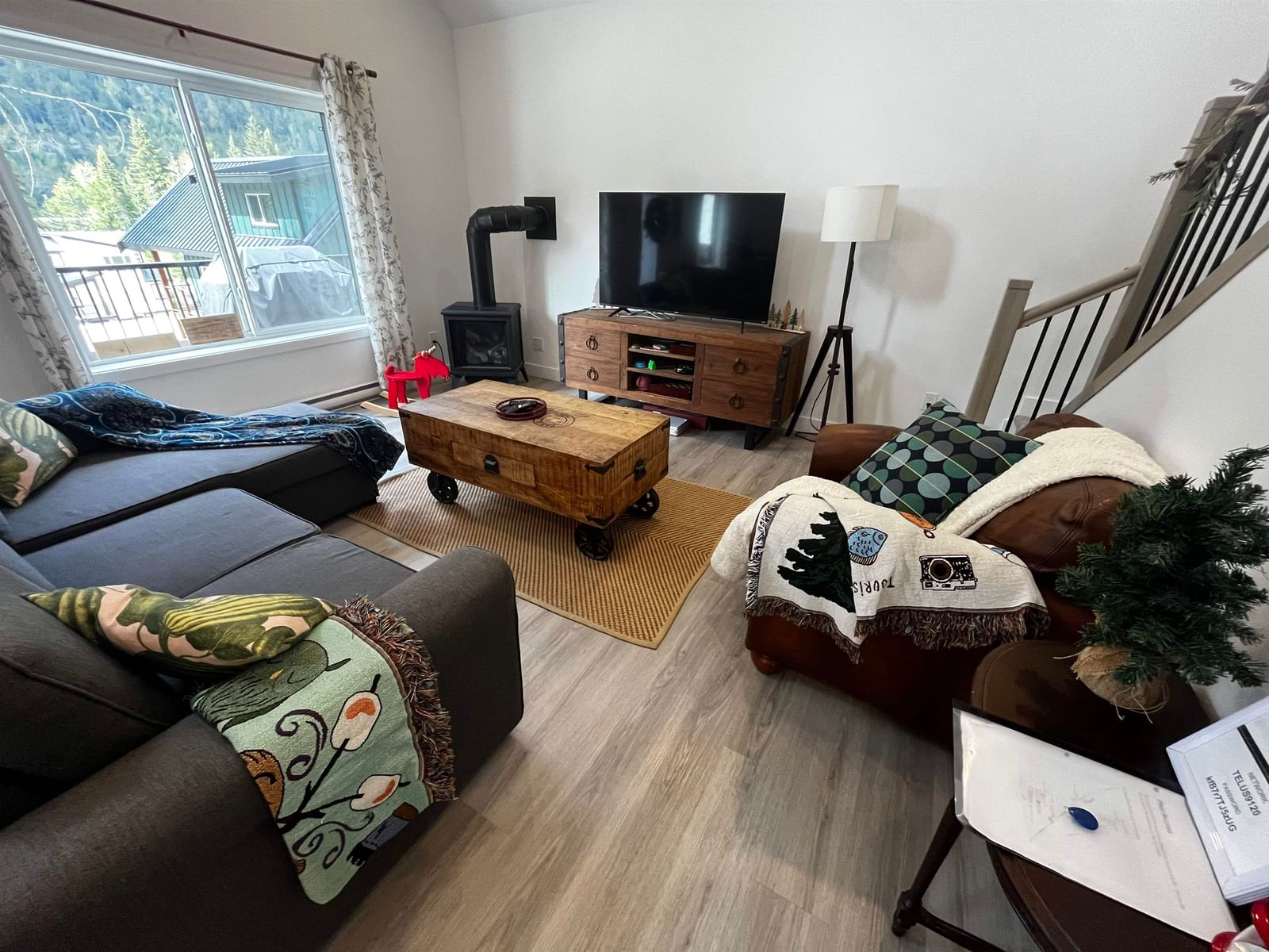 Listing Image 16
