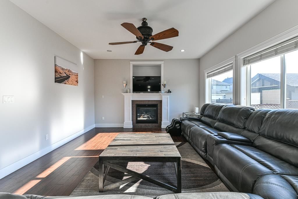 Listing Image 18
