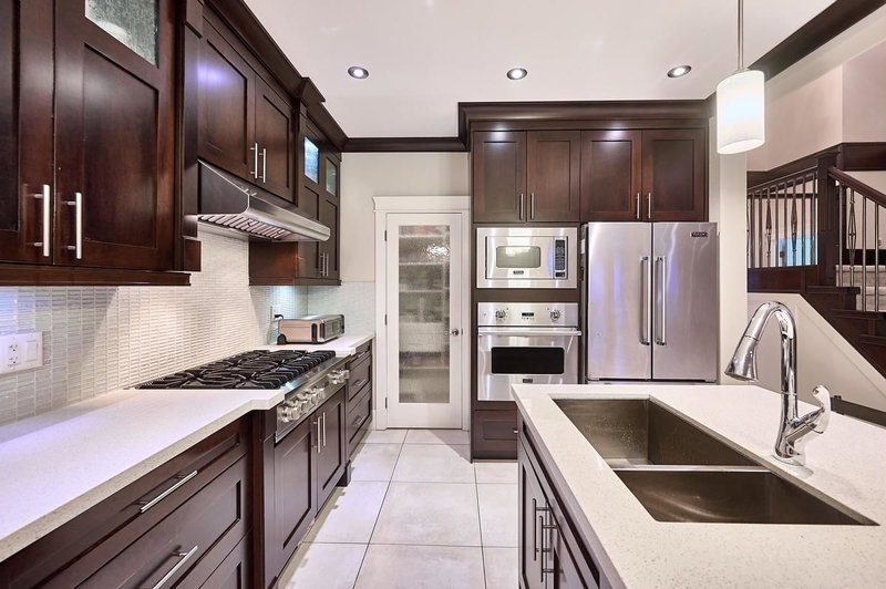 4557 Savoy Street