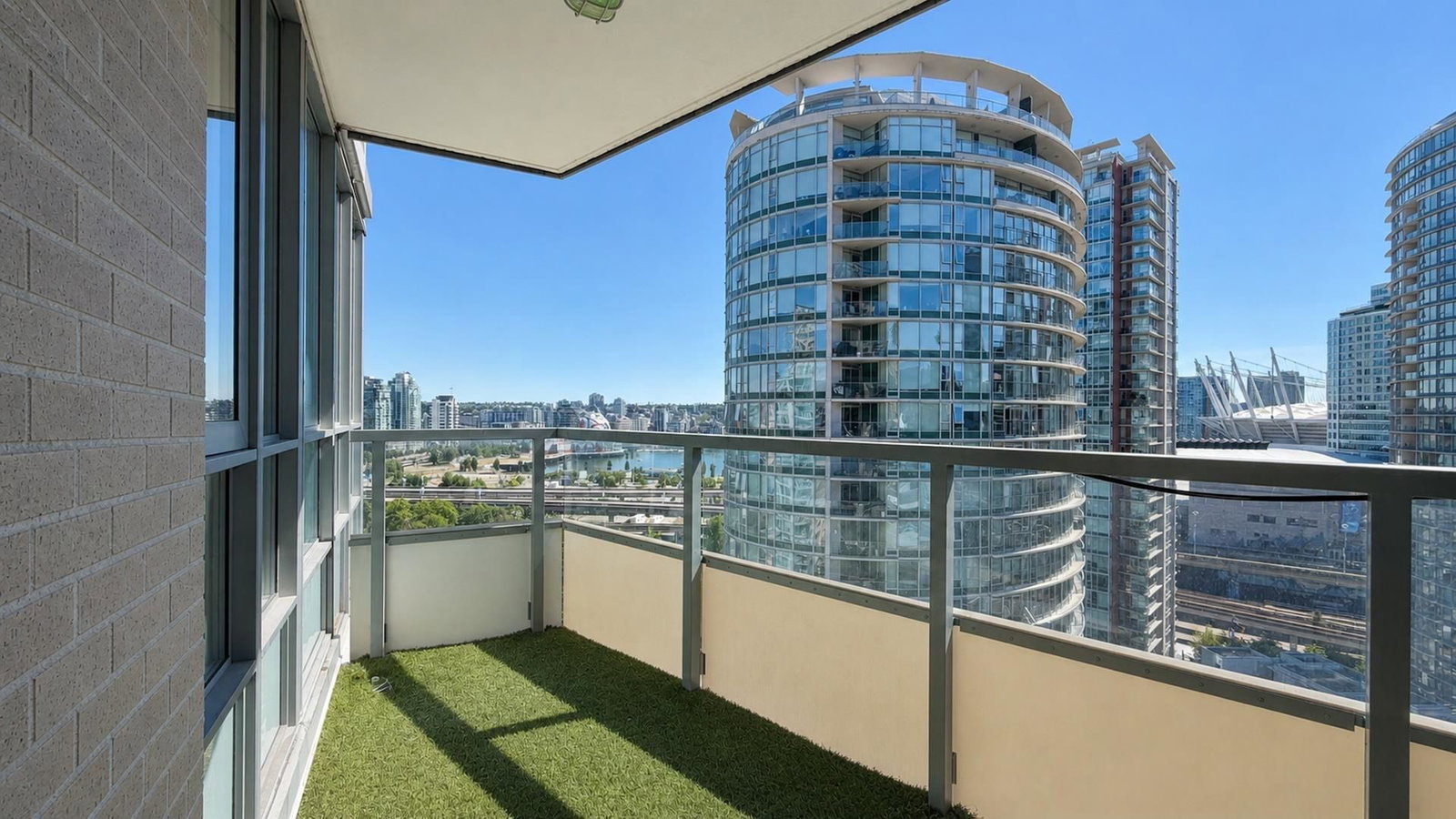 Listing Image 3