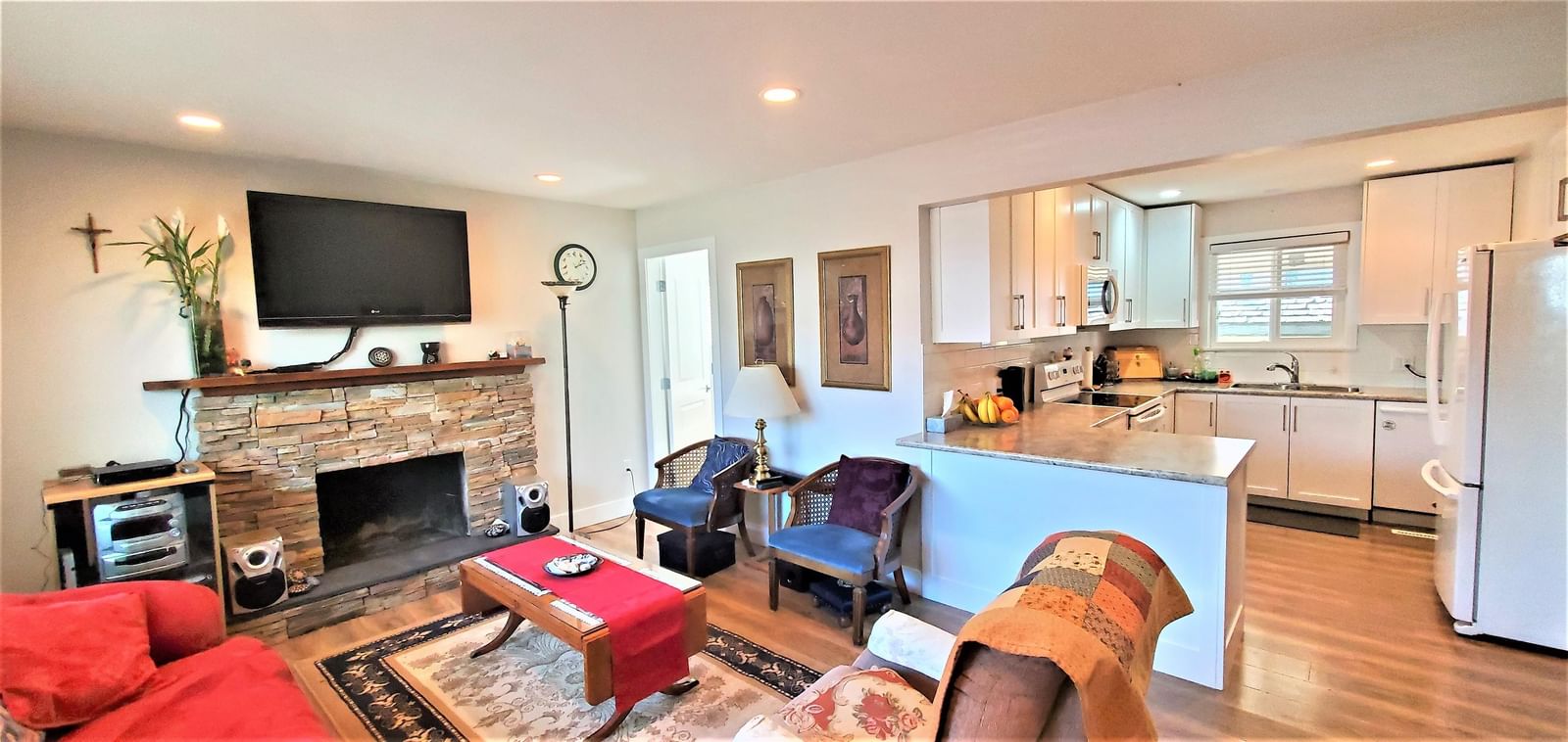Listing Image 2