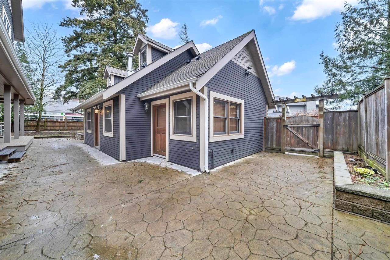 Listing Image 10