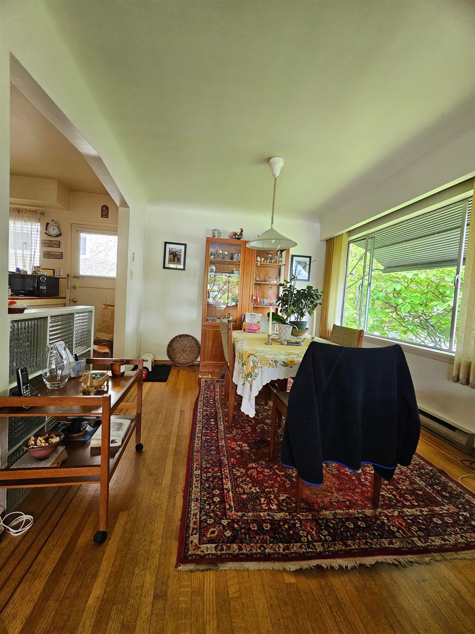 Listing Image 10