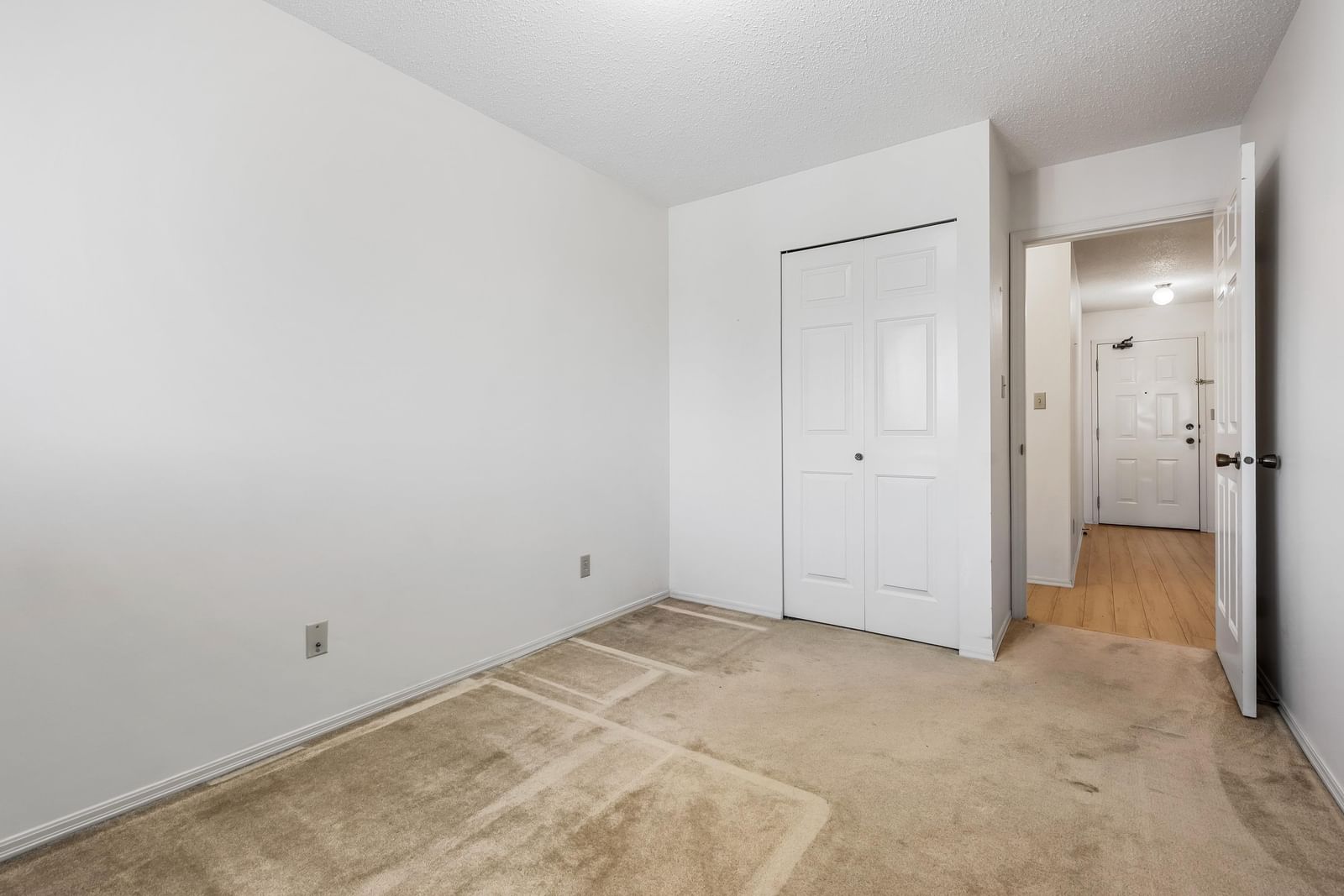Listing Image 30