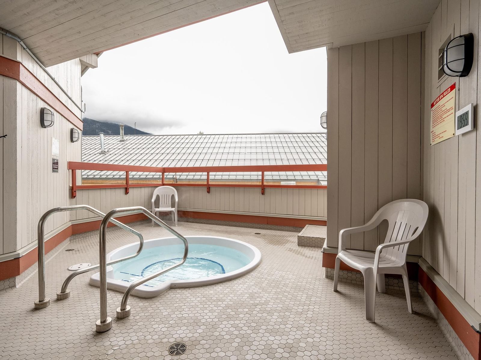 Listing Image 10