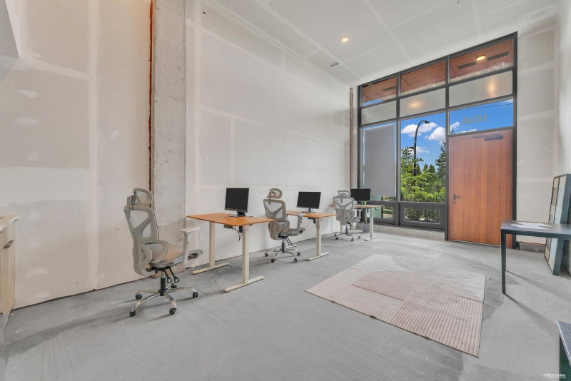 103/203 - 422 3rd Street E