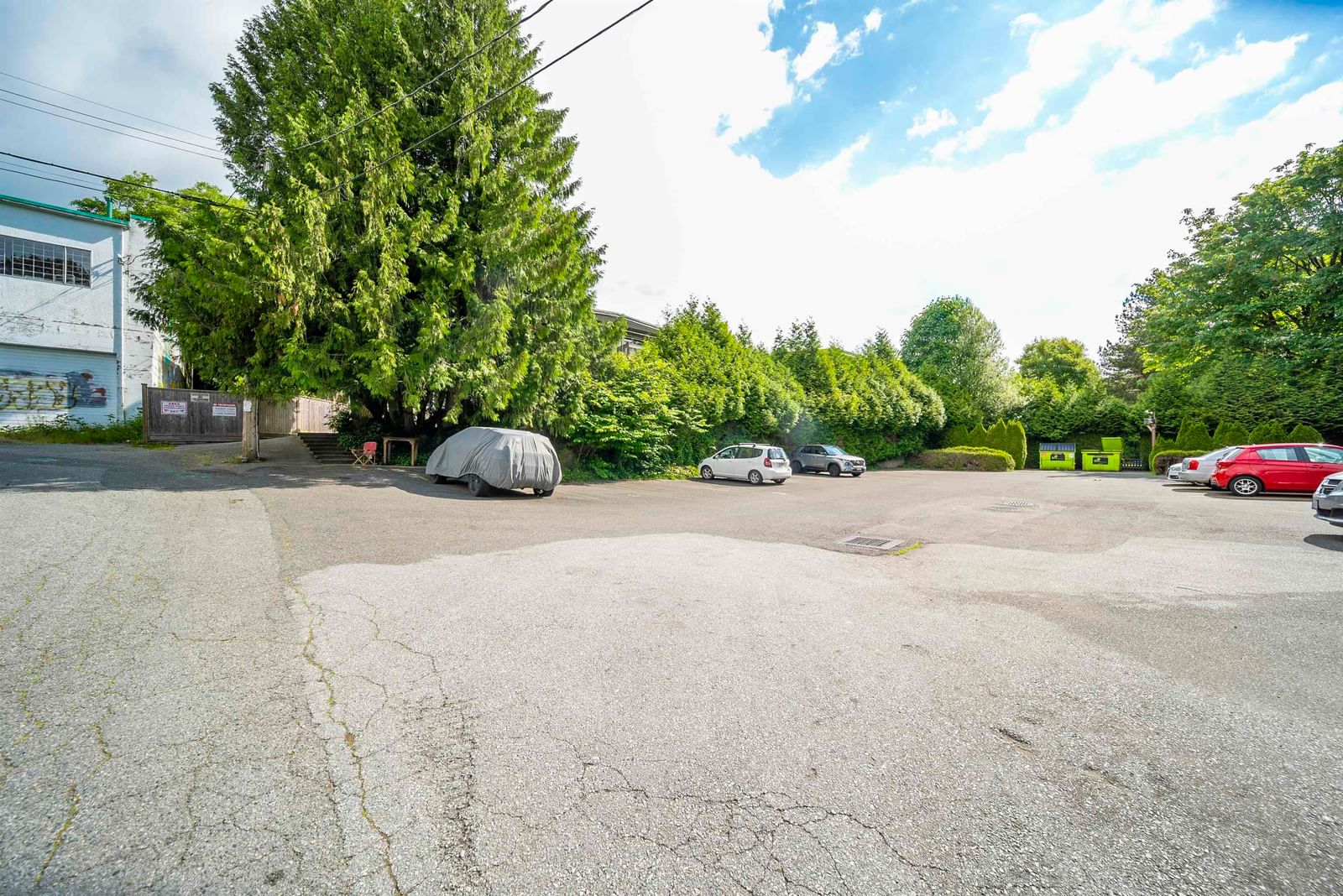 Listing Image 15