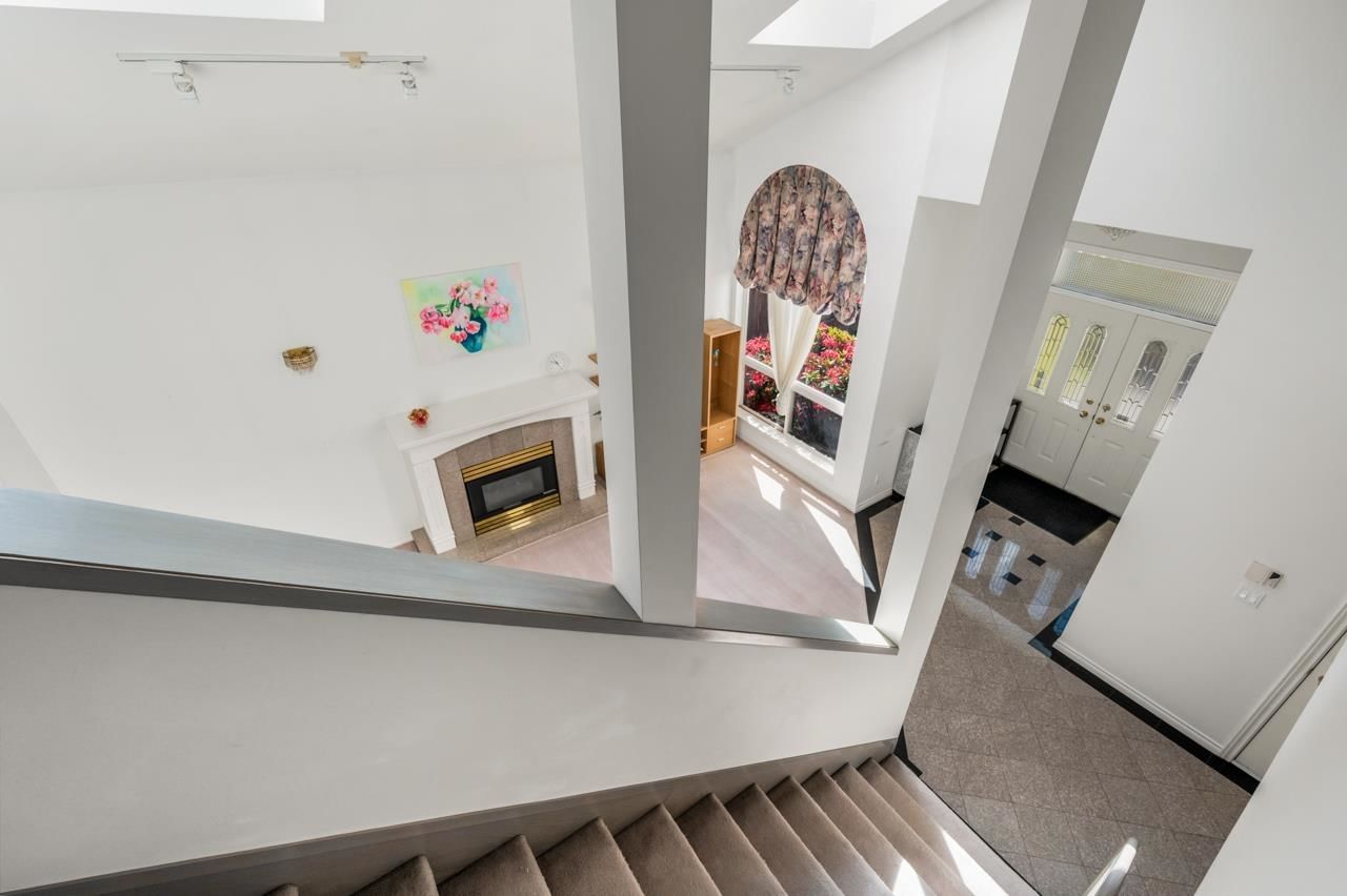 Listing Image 21