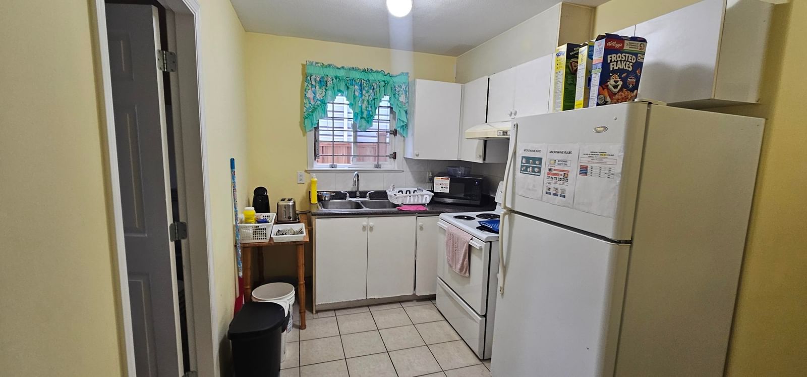 Listing Image 14