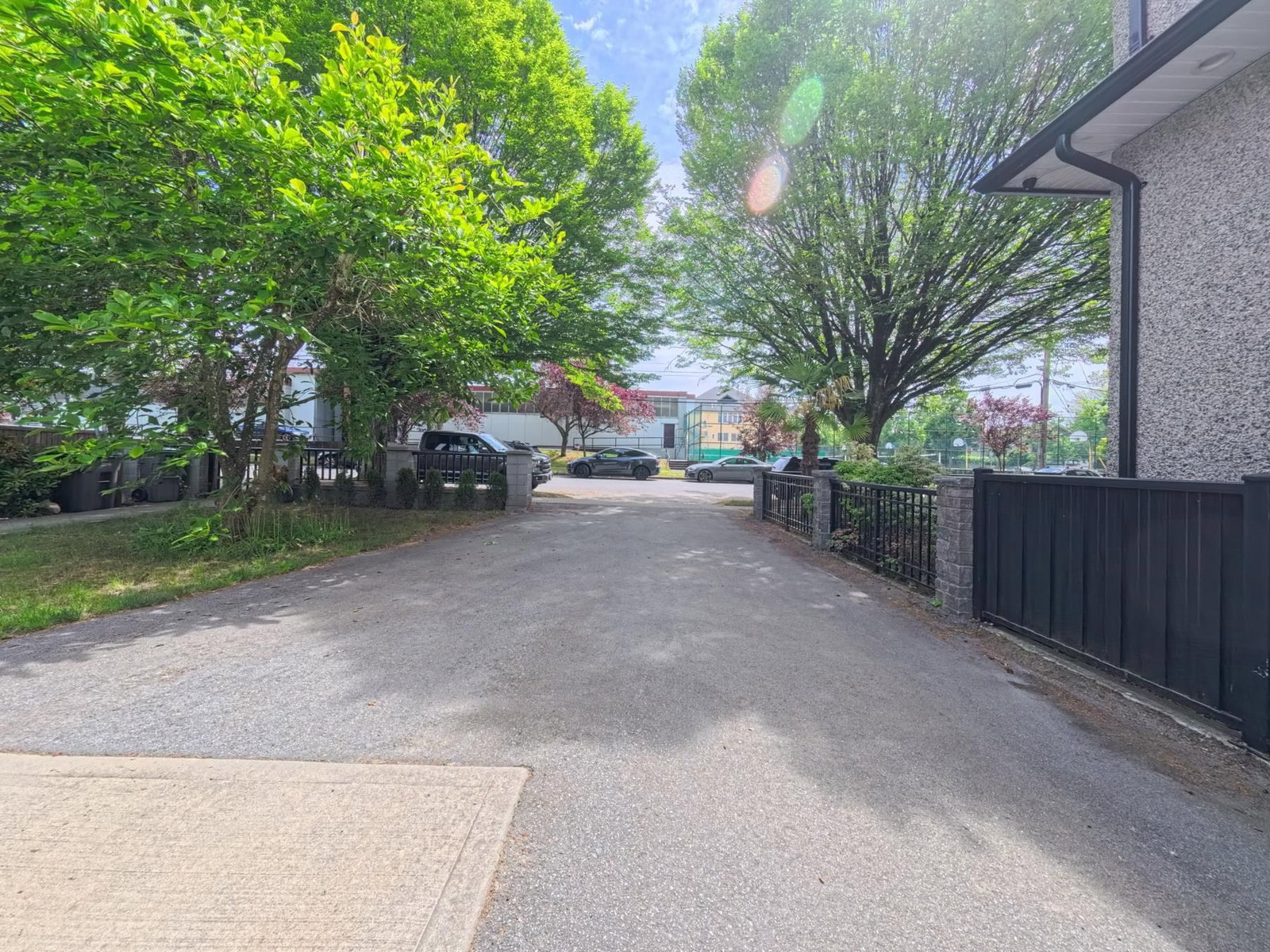 Listing Image 24