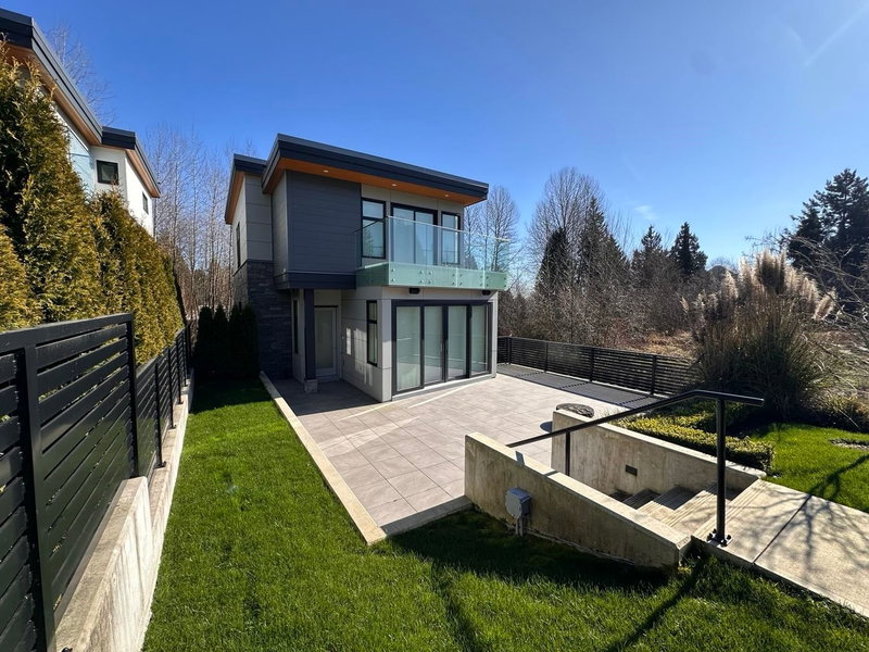 592 Arthur Erickson Place, West Vancouver, British Columbia