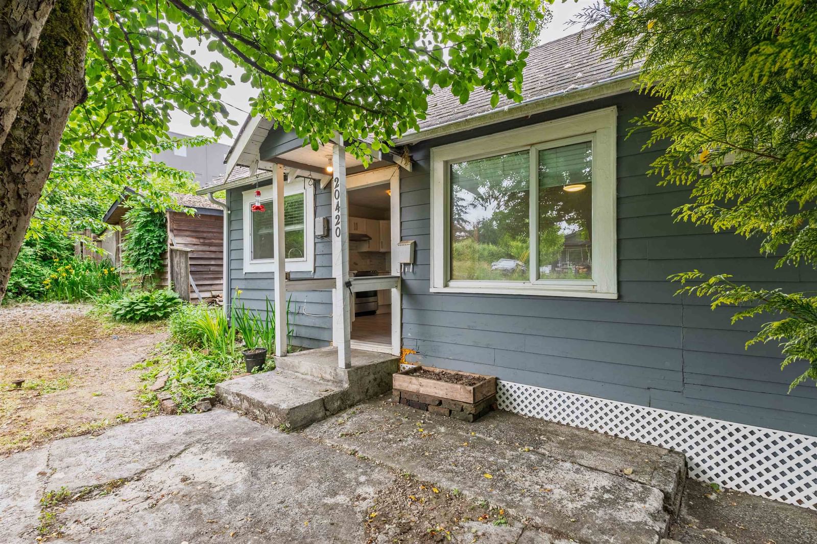 Listing Image 1