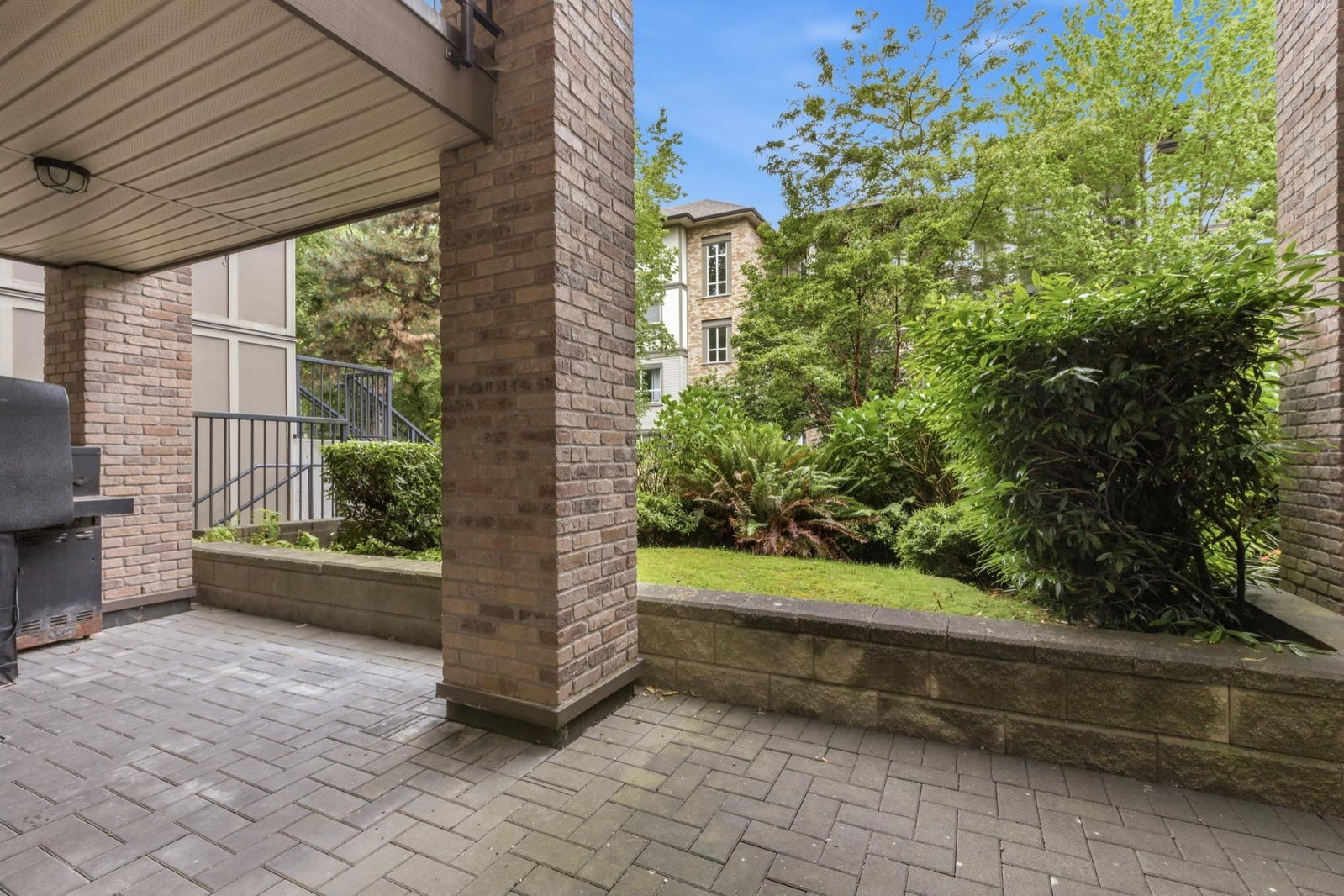 Listing Image 21