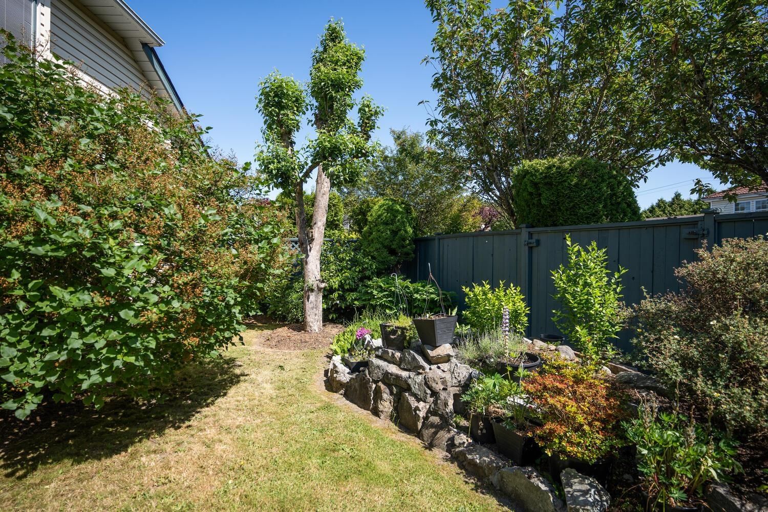 Listing Image 28