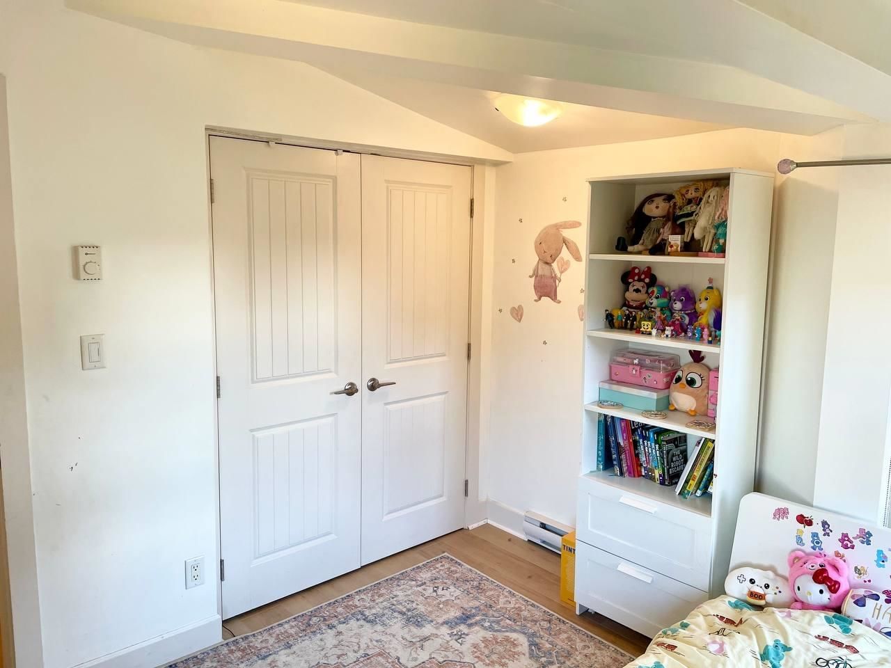 Listing Image 17