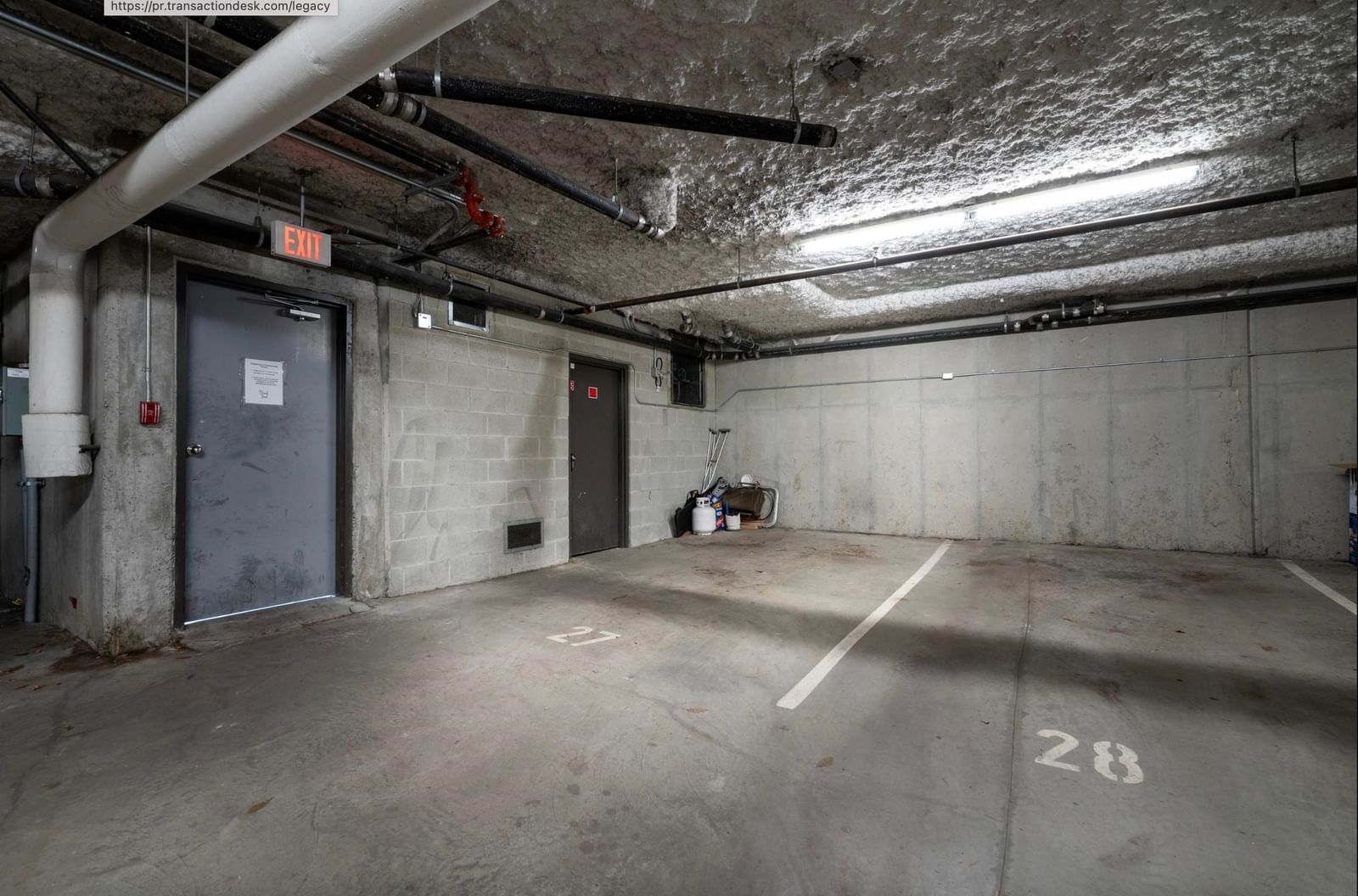 Listing Image 17